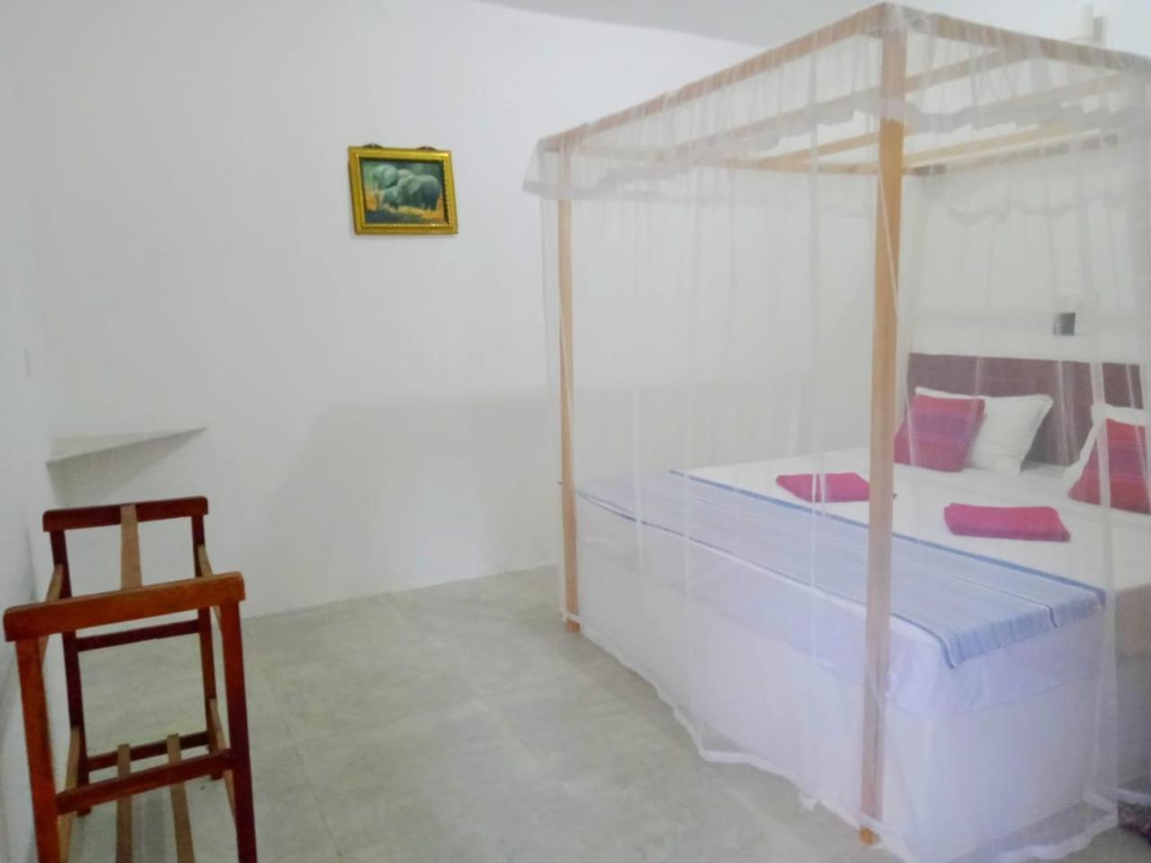 Arachchi Guest House Mirissa Exterior foto